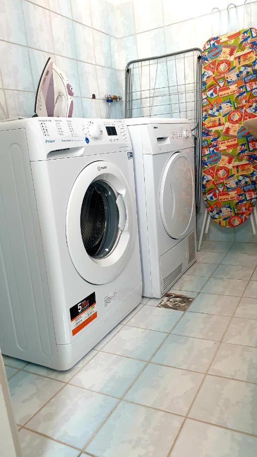 Aranyeso Apartmanhazak No.1 Balatonalmadi Luaran gambar