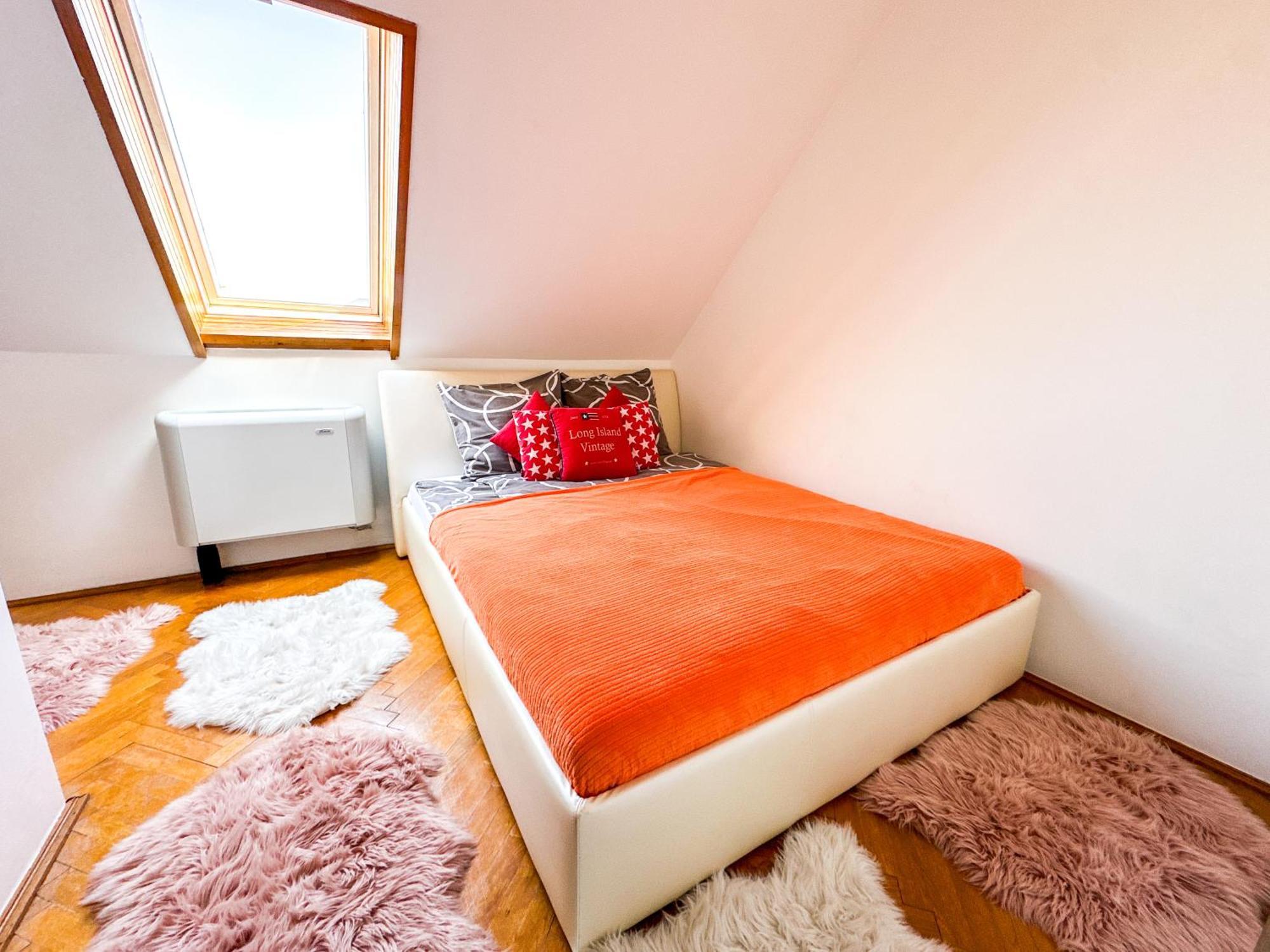 Aranyeso Apartmanhazak No.1 Balatonalmadi Luaran gambar